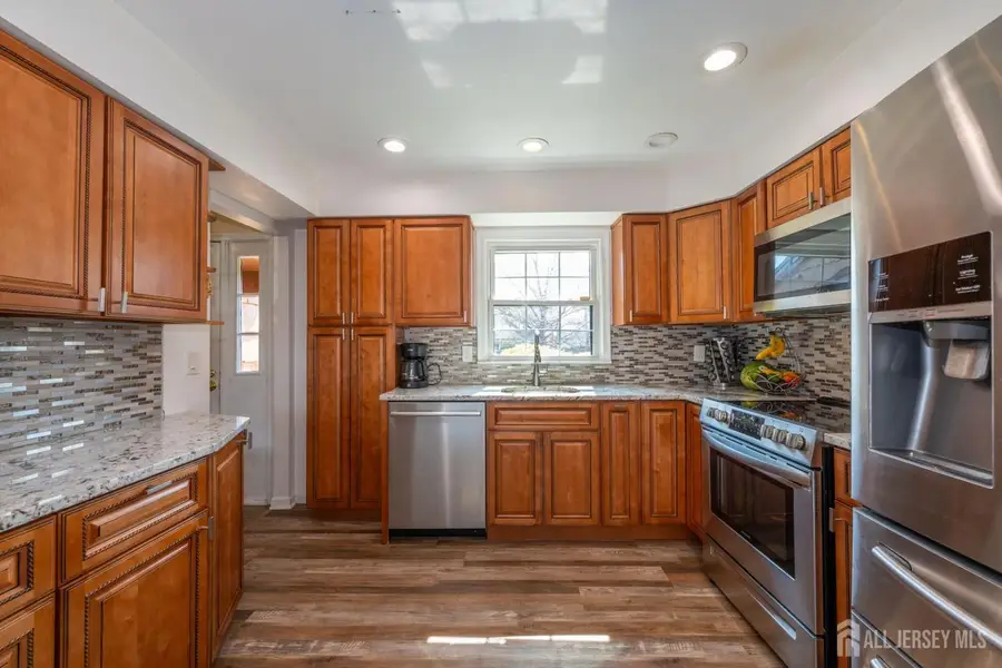 -8 Sherbone Place, Sayreville, NJ 08872 - #3