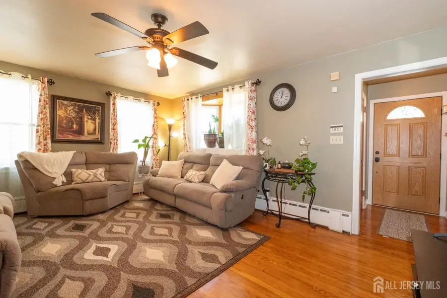 -608 Nassau Street, North Brunswick, NJ 08902 - #3