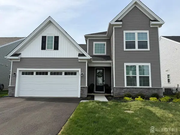 -16 Prado Road, Monroe, NJ 08831