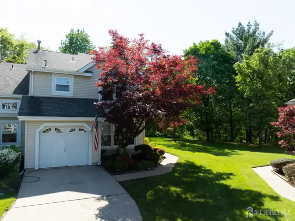 -112 Lloyd Court, East Brunswick, NJ 08816