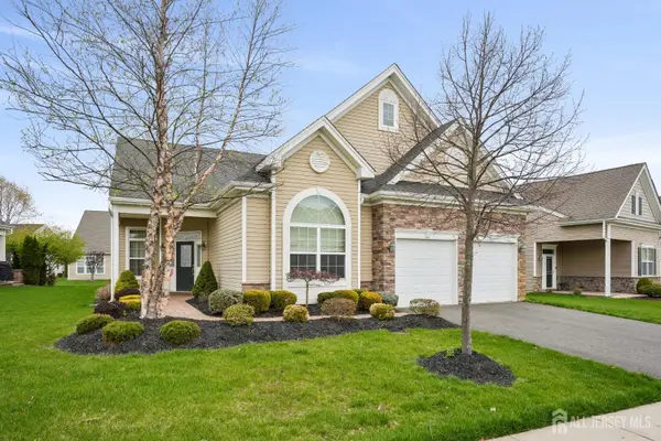 -135 Diamond Spring Drive, Monroe, NJ 08831