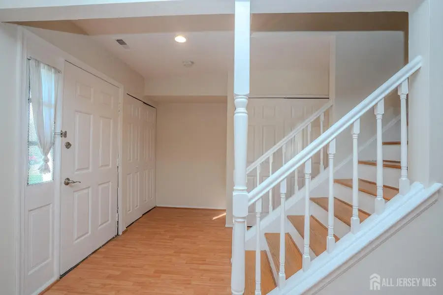 -4 Pond View Drive, Plainsboro, NJ 08536 - #3