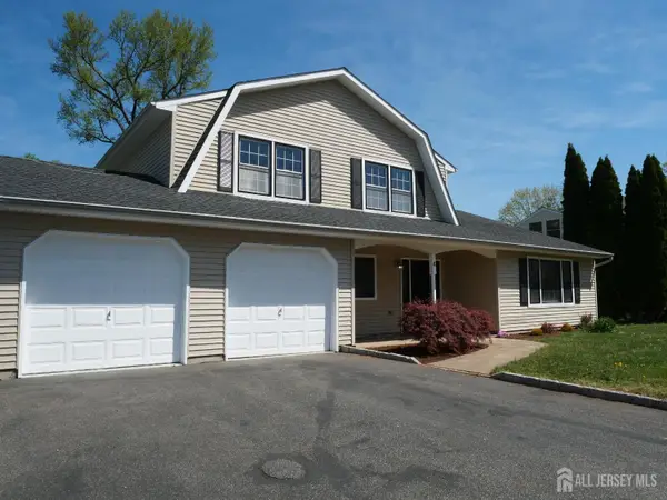 -4 Visco Drive, Edison, NJ 08820