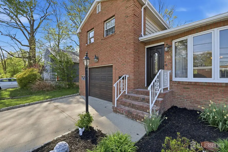 -42 Lenox Avenue, Green Brook, NJ 08812 - #3