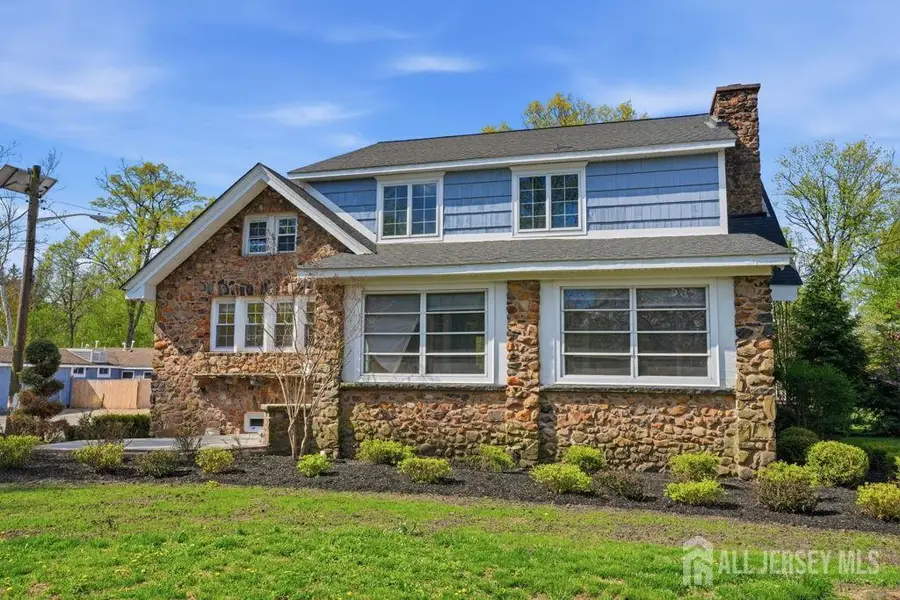 -905 N Washington Avenue, Green Brook, NJ 08812 - #2