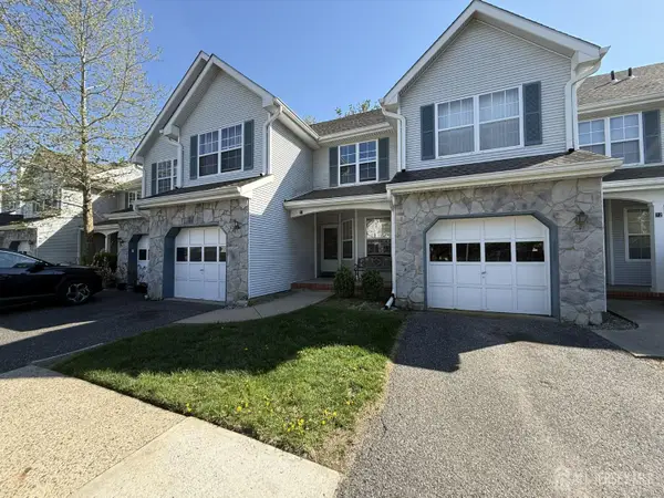 -73 Heather Court, South Brunswick, NJ 08852