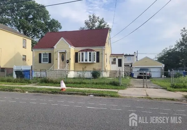 -214 Campbell Street, Woodbridge Proper, NJ 07095