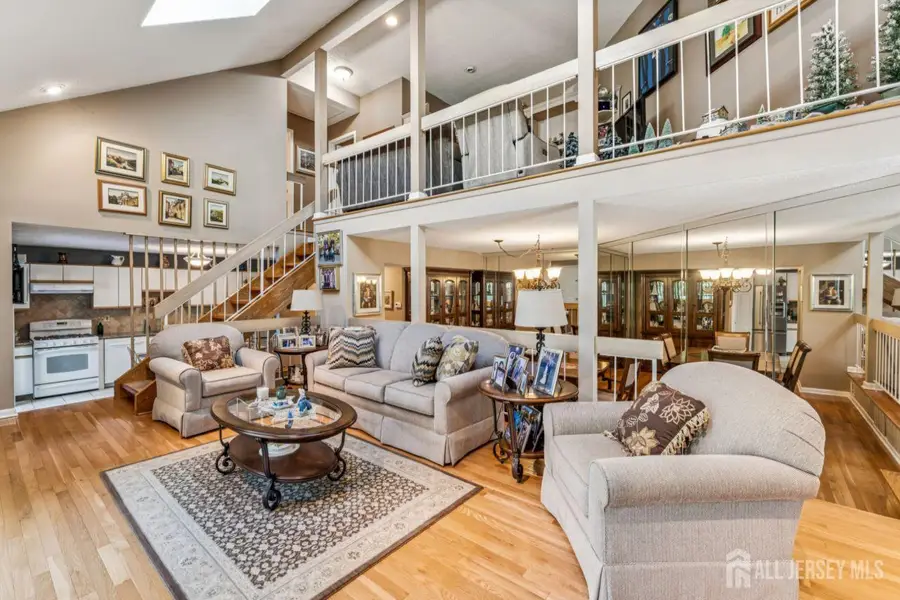 -75 Linda Lane, Edison, NJ 08820 - #2