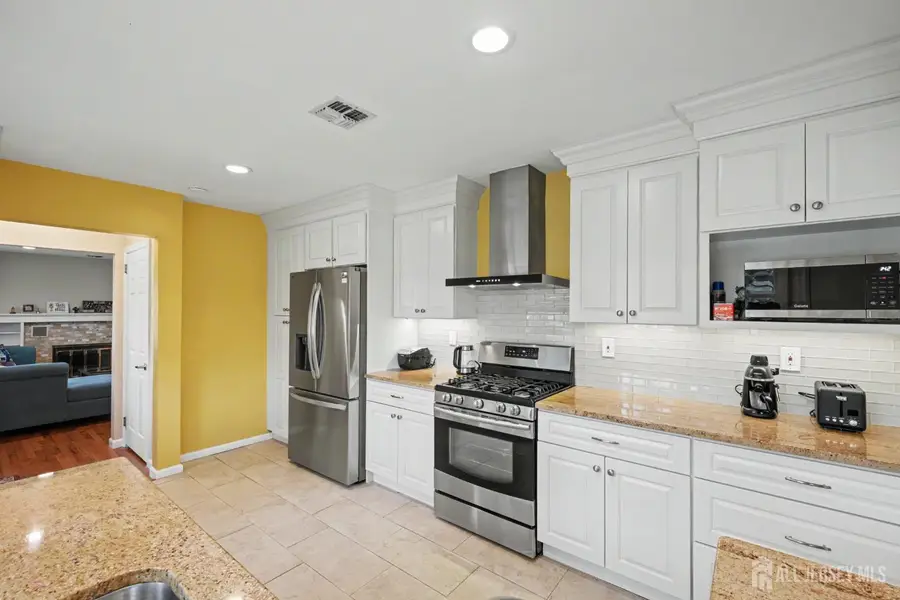 -10 Sunset Boulevard, East Brunswick, NJ 08816 - #3