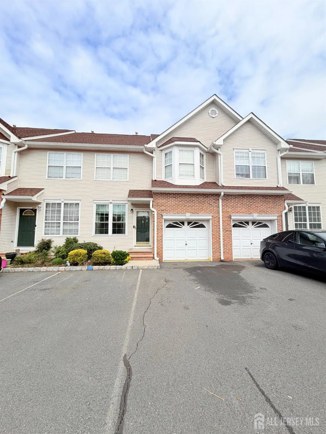 -19 Gallop Lane, Six Mile Run, NJ 08873 - #1