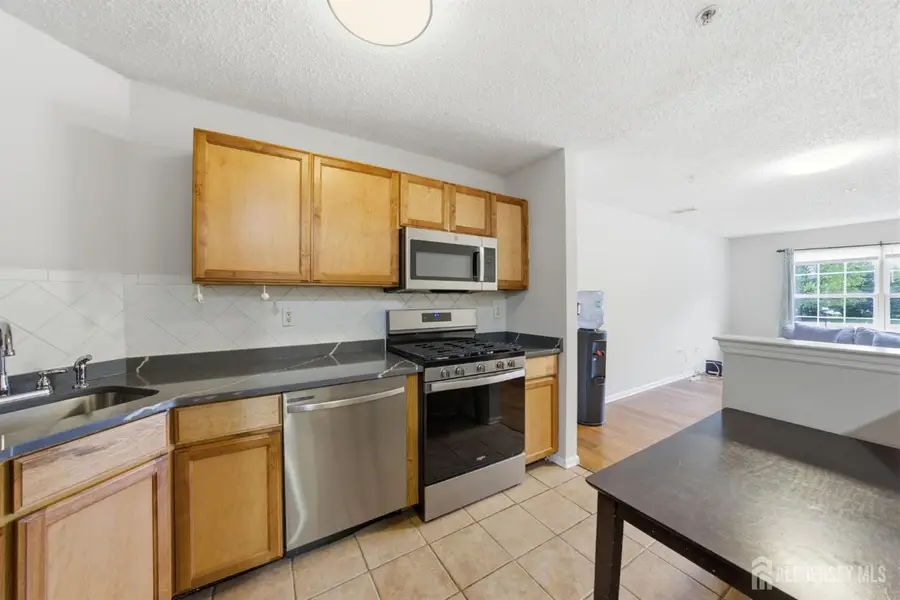 -28 Inverness Drive, Edison, NJ 08820 - #3