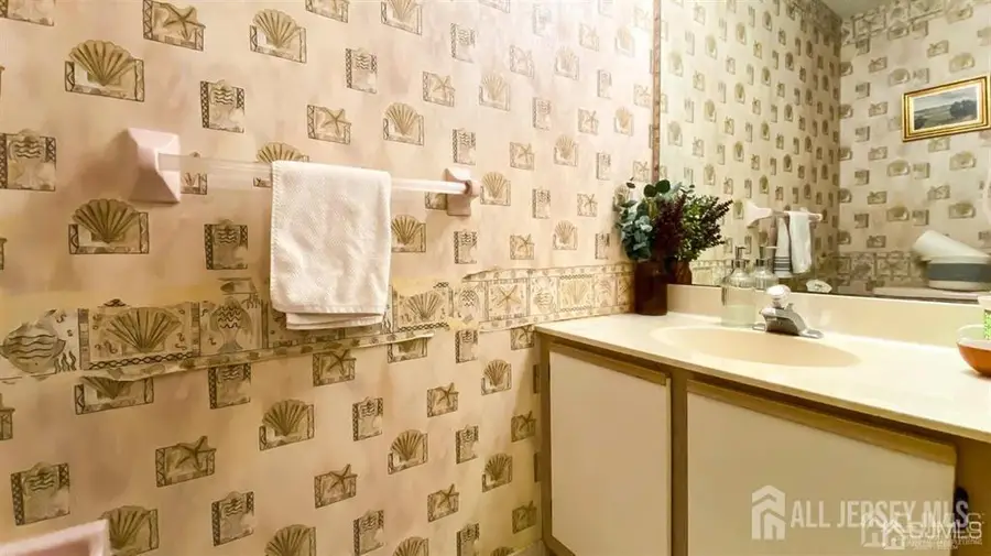 -9 Wilmbelton Court, Edison, NJ 08820 - #3