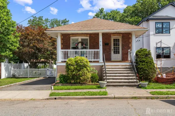 -28 Wildwood Avenue, Fords, NJ 08863