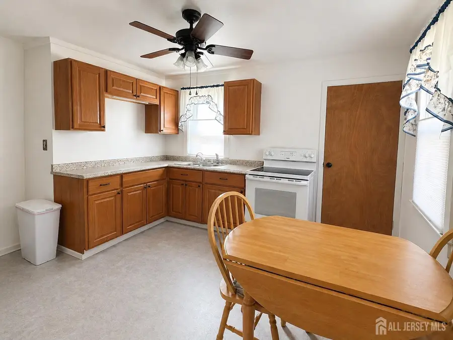 -1495 Broadway Road, North Brunswick, NJ 08902 - #2