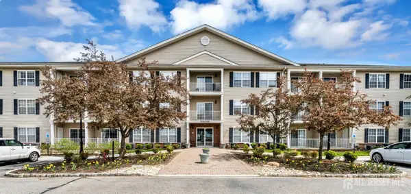 -49 Liddle Avenue, Edison, NJ 08837