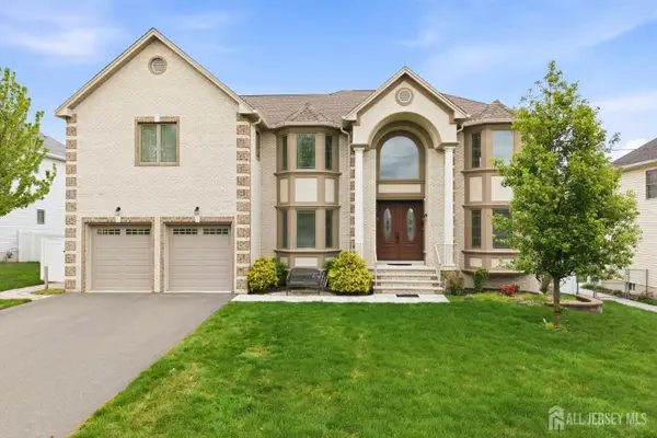 -14 Hillsdale Road, Edison, NJ 08820