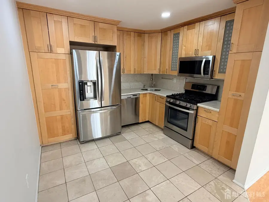 -28 Brighton Way, North Brunswick, NJ 08902 - #3