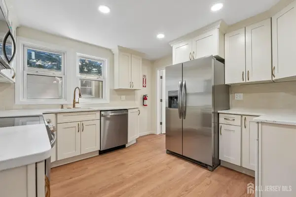 -806 Benner Street, Highland Park, NJ 08904