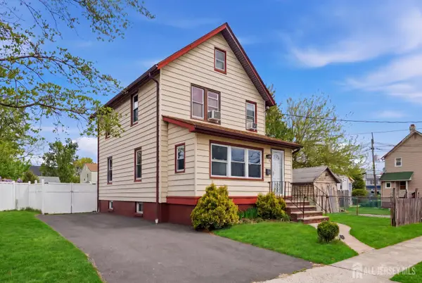 -2 Lillian Terrace, Woodbridge Proper, NJ 07095