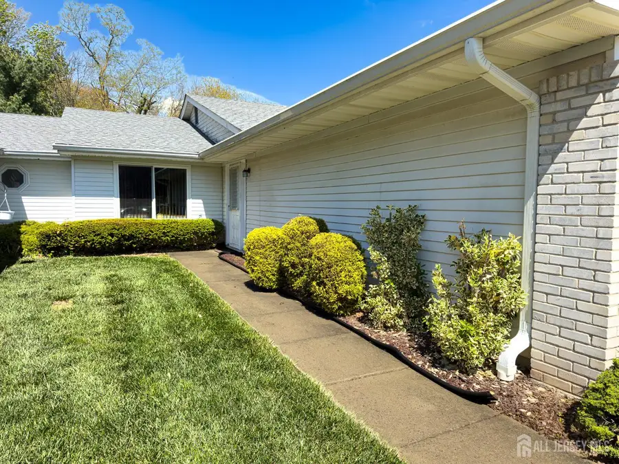 -729-b Ralston Plaza, Clearbrook, NJ 08831 - #3