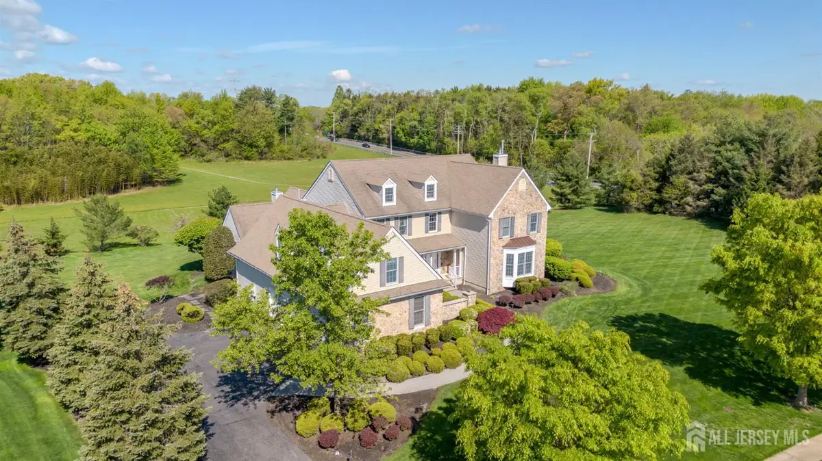 -2 Linwood Drive, Monroe, NJ 08831 - #1