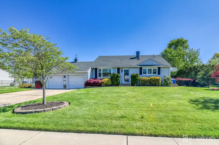 -1391 Mohawk Road, North Brunswick, NJ 08902 - #3