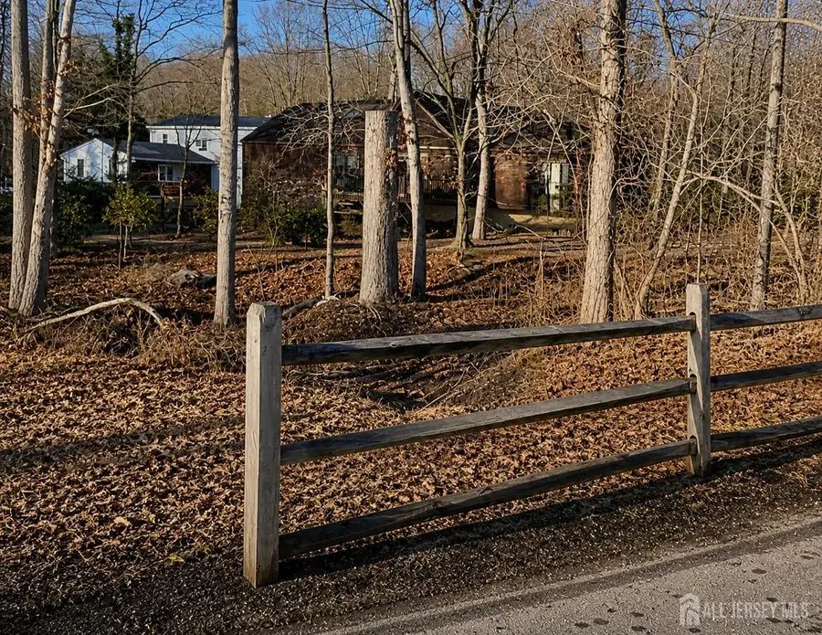-48 Charles Street, Aberdeen, NJ 07747 - #2