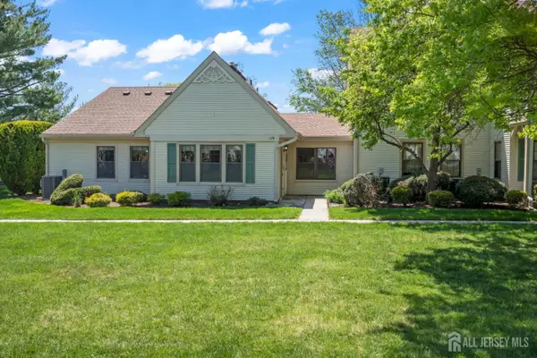 -119 Griggs Place, East Brunswick, NJ 08816