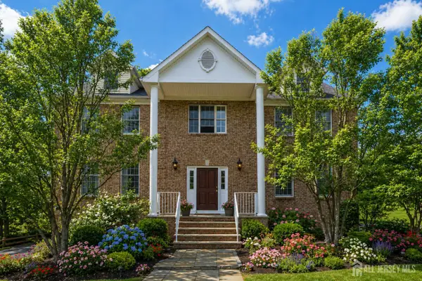 -20 Sleepy Hollow Road, Denville, NJ 07834