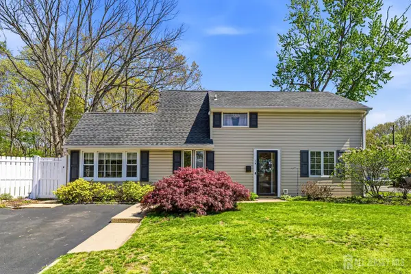 -14 Sunrise Road, Old Bridge, NJ 08857