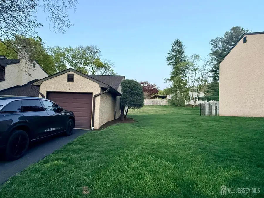 -8 Teaberry Drive, Edison, NJ 08820 - #3