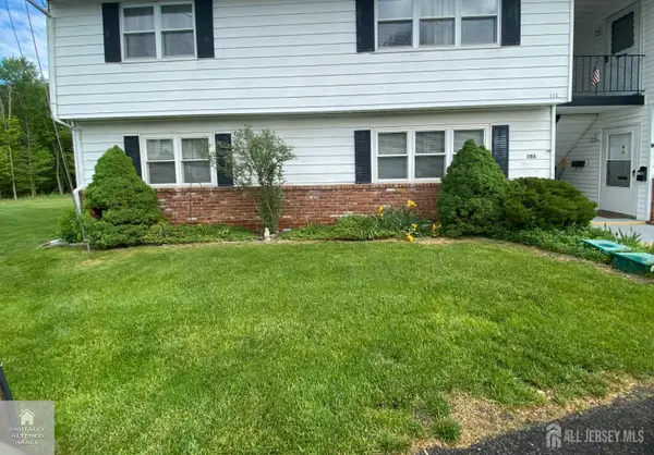 -12 Utah Drive #A, Old Bridge, NJ 07747