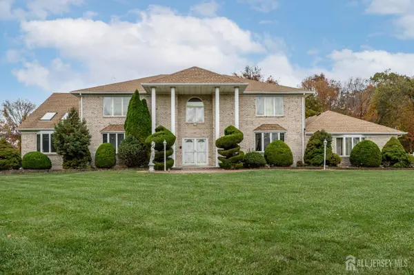 -4 Drinking Brook Road, South Brunswick, NJ 08852