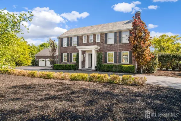 -48 Hillcrest Drive, Piscataway, NJ 08854