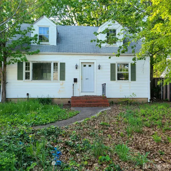 -501 E E Woodbridge Avenue, Avenel, NJ 07001