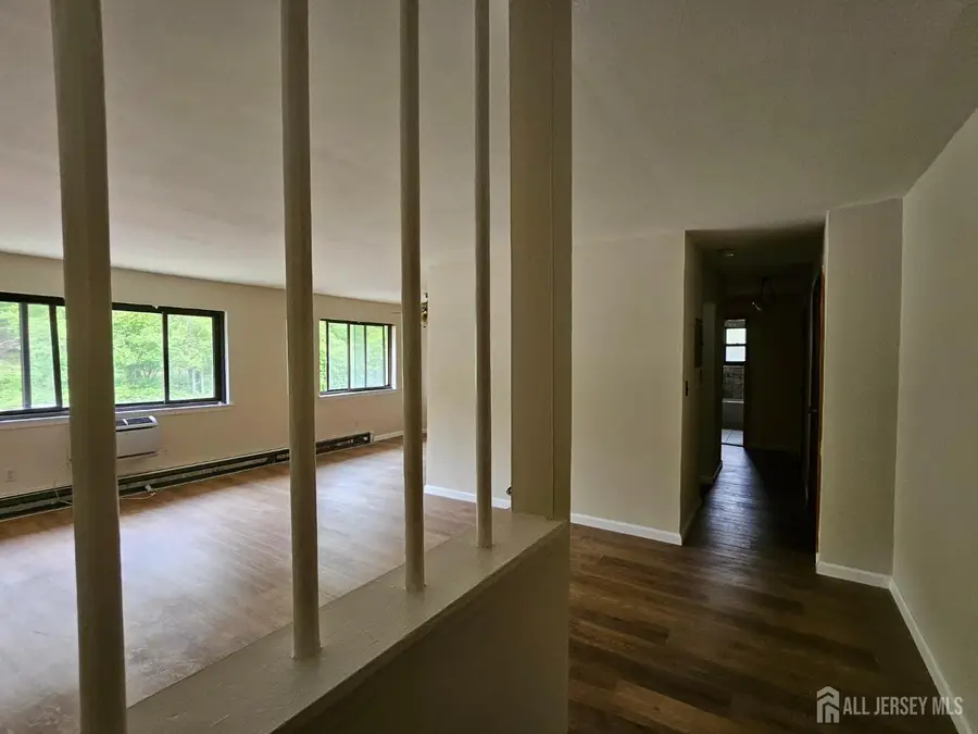 -401 22 Highway #B 41G, North Plainfield, NJ 07060 - #2