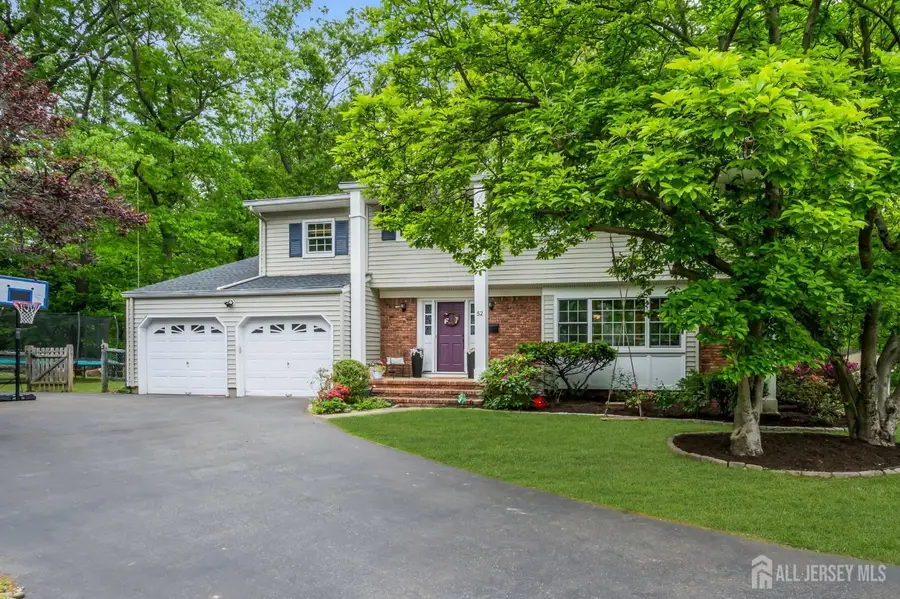 -52 Eileen Way, Edison, NJ 08837 - #2