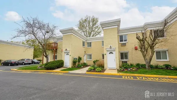-14 Lake Avenue #2A, East Brunswick, NJ 08816