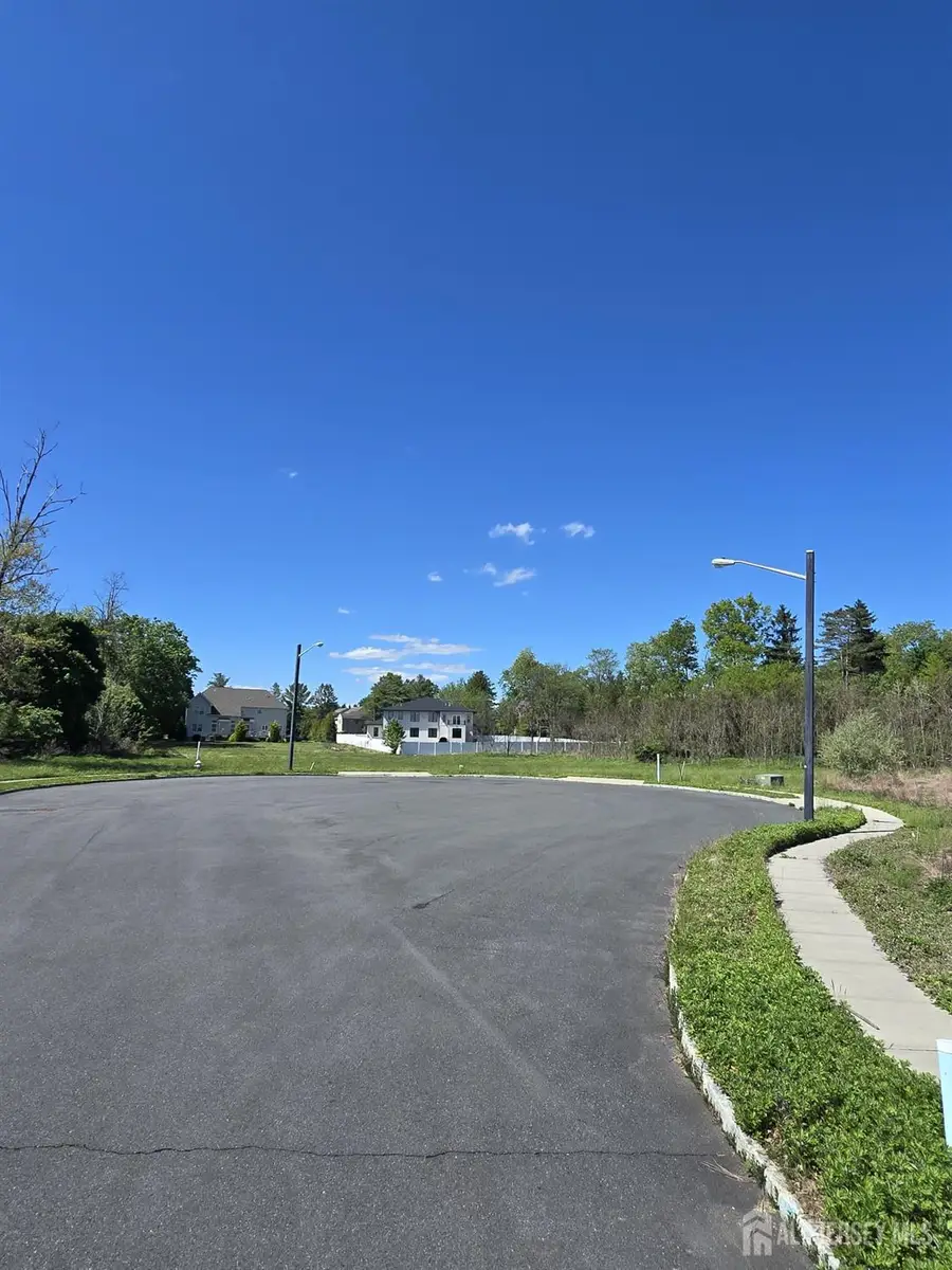 -18 Interlaken Road, Monmouth Junction, NJ 08852 - #3