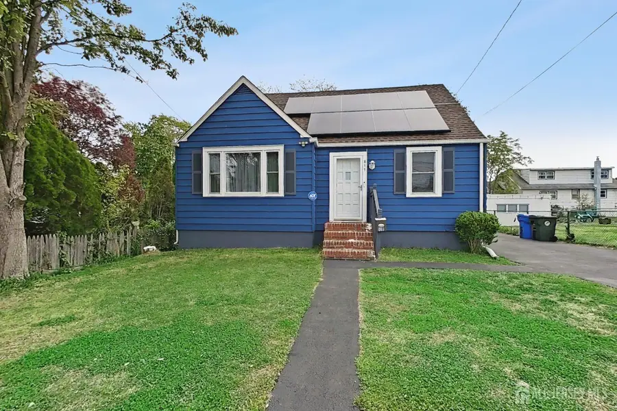-811 Lincoln Avenue, Burlington, NJ 08016 - #2