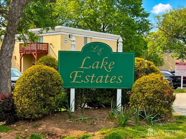 -7 Lake Avenue #4b, East Brunswick, NJ 08816