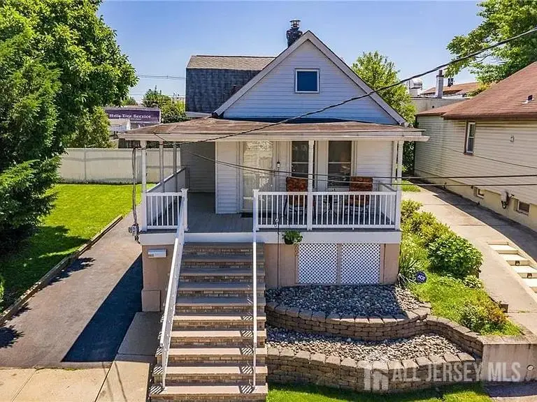 -690 Carson Avenue, Perth Amboy, NJ 08861 - #1