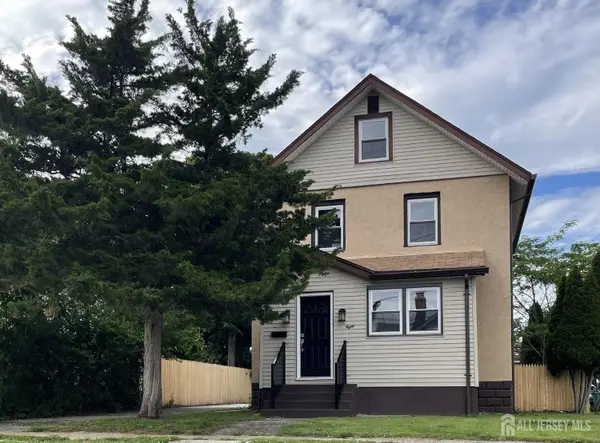 -8 Germantown Avenue, Middlesex, NJ 08817