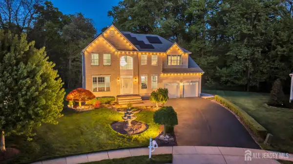 -73 Stratton Road, Old Bridge, NJ 07747