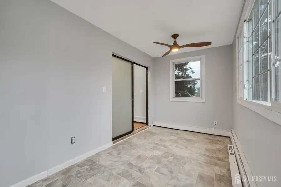 -304 Park Avenue N, Linden, NJ 07036 - #3