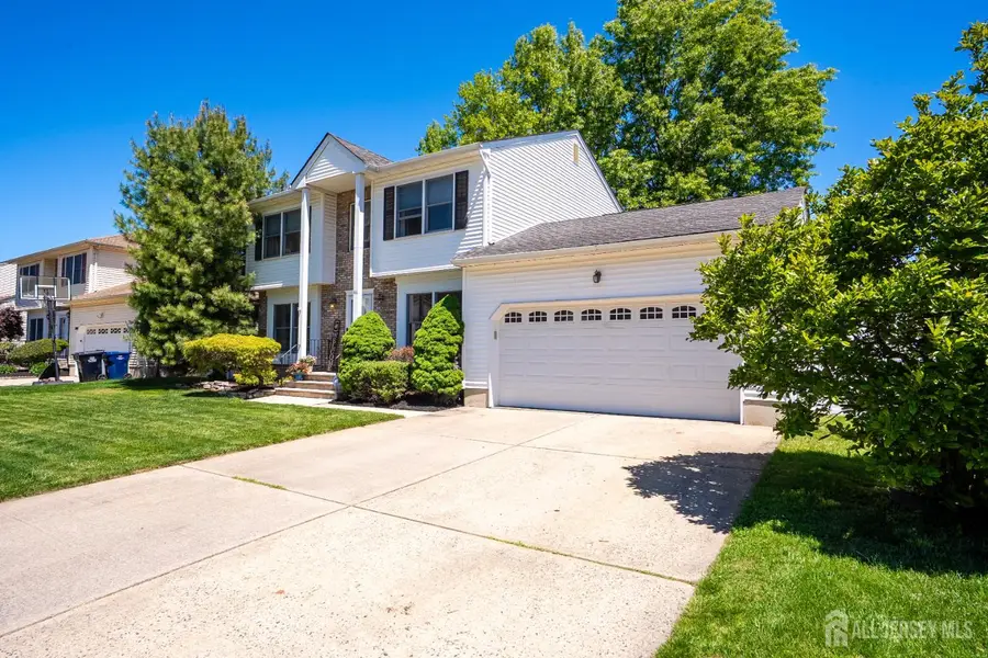 -46 Lynn Court, North Brunswick, NJ 08902 - #2