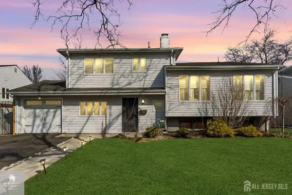 -74 Overbrook Drive, Colonia, NJ 07067