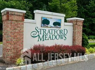 -122 Morgan Way, Monroe, NJ 08831