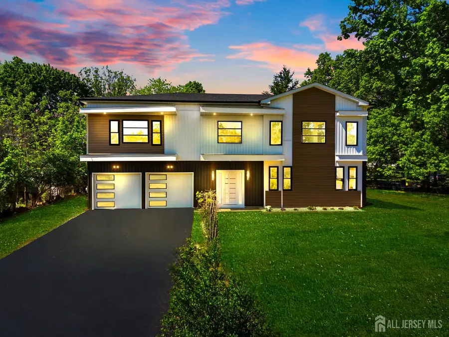 -3 Tyne Court, Kendall Park, NJ 08824 - #2