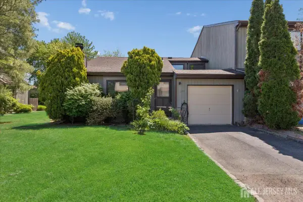 -107 Bowne Court, Old Bridge, NJ 07747